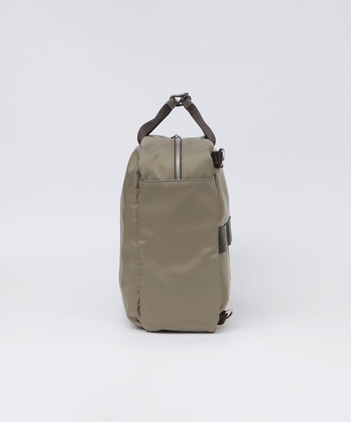SHIPS（シップス）の「【SHIPS別注】BONFANTI: ナイロン 2WAY バッグ（メッセンジャーバッグ・メンズ・キャメル/ブラック・ONE SIZE）」の3枚目の写真