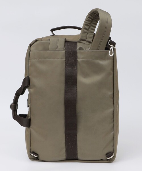 SHIPS（シップス）の「【SHIPS別注】BONFANTI: ナイロン 2WAY バッグ（メッセンジャーバッグ・メンズ・キャメル/ブラック・ONE SIZE）」の8枚目の写真