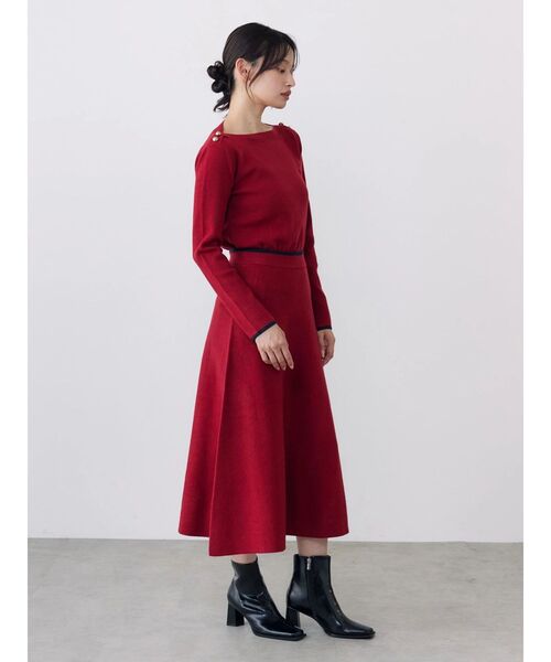TONAL(トーナル)の「【POLOBCS】ニットフレアスカート(スカート・レディース・ネイビー/レッド/オフホワイト・MEDIUM)」の17枚目の写真