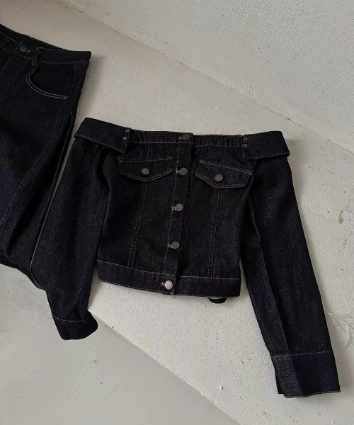 CELENA BEATS(セレナビーツ)の「オフショルダーデニムセットアップ(セットアップ・レディース・ブラック・S/L/M)」の11枚目の写真
