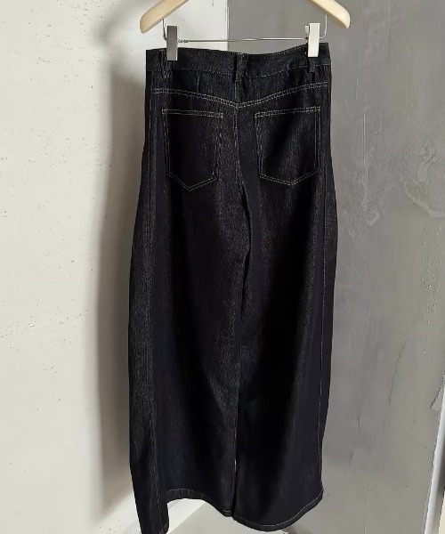 CELENA BEATS(セレナビーツ)の「オフショルダーデニムセットアップ(セットアップ・レディース・ブラック・S/L/M)」の13枚目の写真