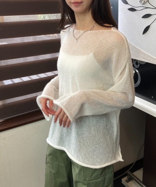tolene(トレネ)の「ふんわりシアー 長袖 透け感ニットトップス(ニット/セーター・レディース・チャコールグレー/ホワイト・FREE)」の14枚目の写真
