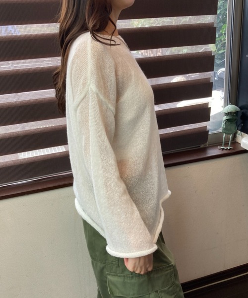tolene(トレネ)の「ふんわりシアー 長袖 透け感ニットトップス(ニット/セーター・レディース・チャコールグレー/ホワイト・FREE)」の22枚目の写真