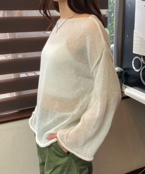 tolene(トレネ)の「ふんわりシアー 長袖 透け感ニットトップス(ニット/セーター・レディース・チャコールグレー/ホワイト・FREE)」の11枚目の写真