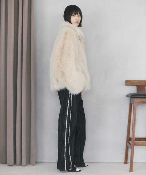 Firsthand（ファーストハンド）の「限定展開 Firsthand/ファーストハンド エコファー コクーンジャケット（その他アウター・レディース・その他1/ベージュ・FREE）」の4枚目の写真