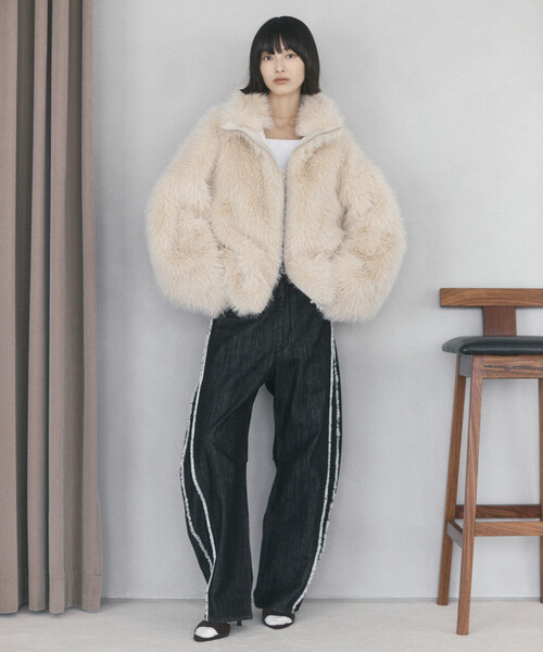 Firsthand（ファーストハンド）の「限定展開 Firsthand/ファーストハンド エコファー コクーンジャケット（その他アウター・レディース・その他1/ベージュ・FREE）」の5枚目の写真
