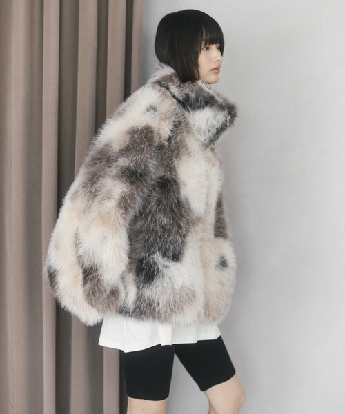 Firsthand（ファーストハンド）の「限定展開 Firsthand/ファーストハンド エコファー コクーンジャケット（その他アウター・レディース・その他1/ベージュ・FREE）」の17枚目の写真