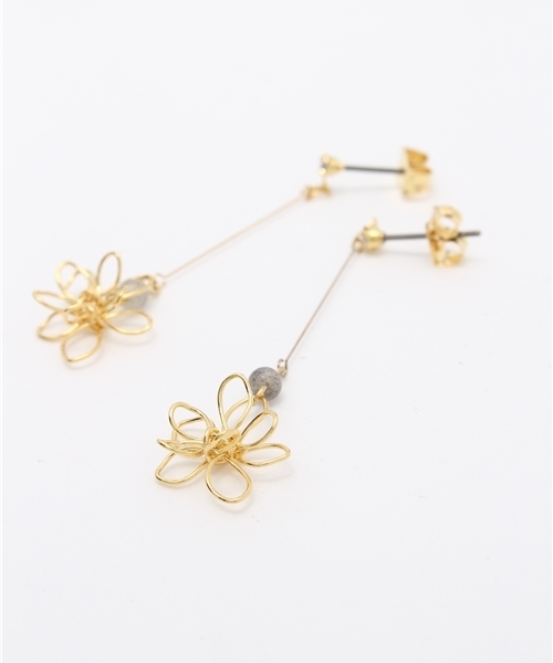 岩座 IWAKURA（イワクラ）の「【岩座】石花ワイヤーロングピアス（ピアス（両耳用）・レディース・アクア/ホワイト/ピンク/ブラウン/ダークブルー/ストーン/ライトピンク・FREE）」の9枚目の写真