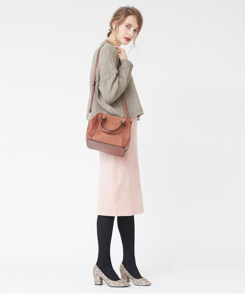 titivate(ティティベイト)の「フェイクスウェード異素材切替ハンドバッグ(ハンドバッグ・レディース・キャメル/ブラック/ライトベージュ/ネイビー/ブラウン・FREE)」の6枚目の写真