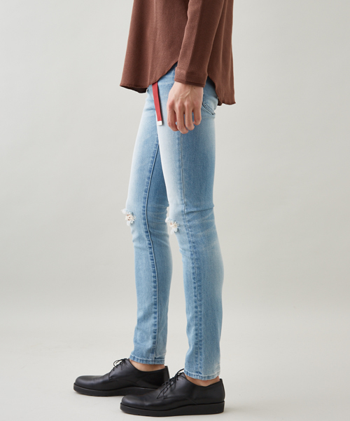 STUDIOUS（ステュディオス）の「ユーズドクラッシュテーパードスキニーデニム（デニムパンツ・メンズ・ブラック/サックスブルー・1/3/2）」の14枚目の写真