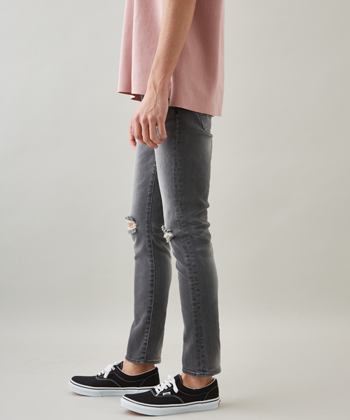 STUDIOUS（ステュディオス）の「ユーズドクラッシュテーパードスキニーデニム（デニムパンツ・メンズ・ブラック/サックスブルー・1/3/2）」の20枚目の写真