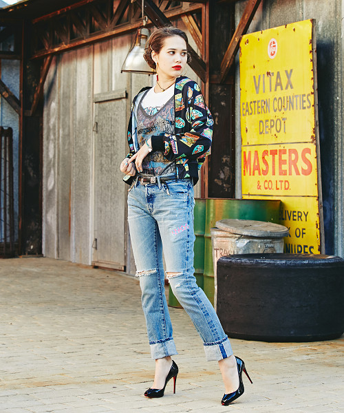 HYSTERIC GLAMOUR（ヒステリックグラマー）の「SK加工BAND AID プリント デニムスリムストレートパンツ（デニムパンツ・レディース・インディゴブルー・24inch/25inch/26inch/27inch/28inch）」の5枚目の写真