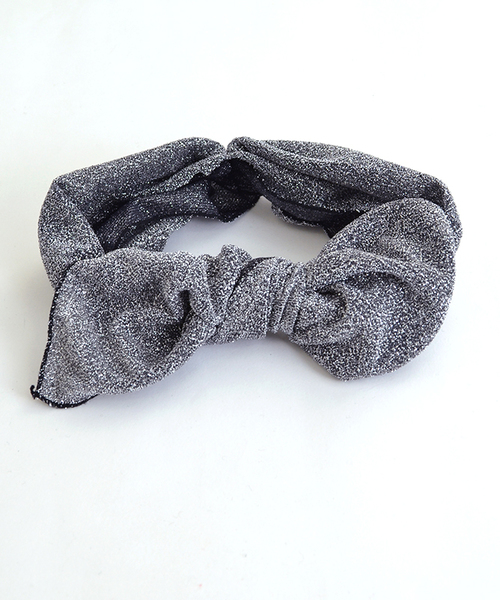 MERLOT（メルロー）の「ラメヘアバンドターバン4362（ヘアバンド・レディース・ブラウン/シルバー/ピンク/ネイビー・FREE）」の4枚目の写真