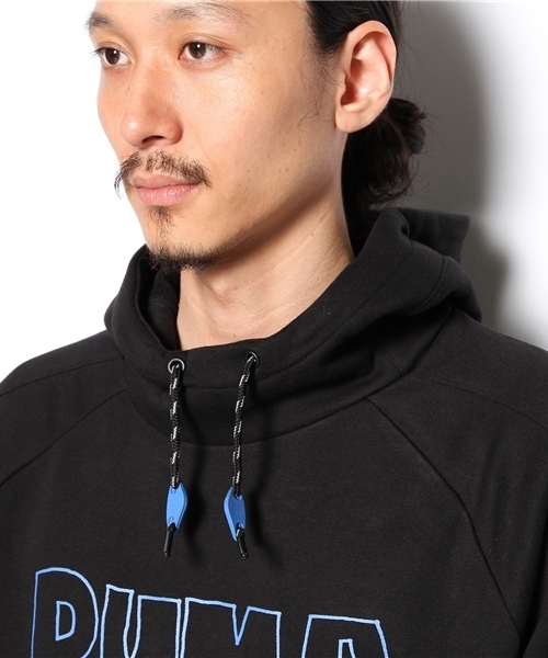 PUMA（プーマ）の「TODD JAMES コラボ フーディー (MEN) - progressive youth（パーカー・メンズ・ブラック/ブルー・LARGE/MEDIUM/SMALL/X-LARGE/X-SMALL）」の6枚目の写真