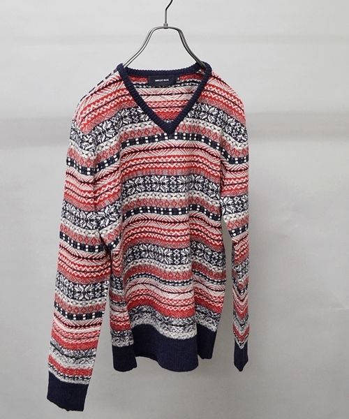 SHIPS JET BLUE（シップスジェットブルー）の「JB: フェアアイル/Vネックニット■（ニット/セーター・メンズ・ブラック/オリーブ/ネイビー/パープル・SMALL/MEDIUM/LARGE）」の3枚目の写真