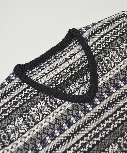 SHIPS JET BLUE（シップスジェットブルー）の「JB: フェアアイル/Vネックニット■（ニット/セーター・メンズ・ブラック/オリーブ/ネイビー/パープル・SMALL/MEDIUM/LARGE）」の11枚目の写真