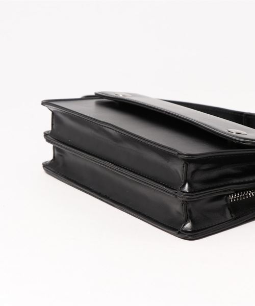 F LEATHER BODY BAG F LEATHER BODY BAG
