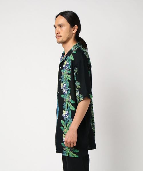 チャイハネ(チャイハネ)の「【チャイハネ】トロピカルフラワーMEN'Sアロハシャツ(シャツ/ブラウス・メンズ・ブラック/ベージュ/ブルー・FREE)」の4枚目の写真