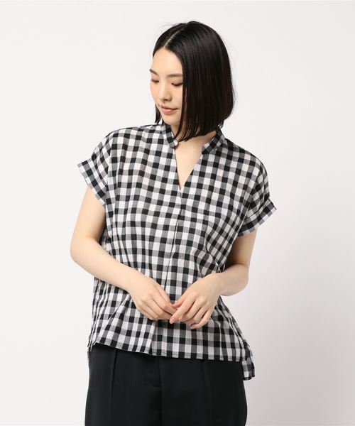 KOBE LETTUCE（コウベレタス）の「[スキッパー/ノースリーブ/袖フリル]リネンタッチ3typeブラウス（シャツ/ブラウス・レディース・カーキ/パープル系その他/オレンジ系その他2/オフホワイト/ブルー系その他/パープル系その他2/ラベンダー/ホワイト系その他2/ネイビー/グリーン系その他/ブルー系その他2/オレンジ/オレンジ系その他/ベージュ/ベージュ系その他/グリーン系その他2/ブラック/ブラック系その他/ベージュ系その他2/ホワイト系その他/ブラック系その他2/ブラック系その他5/ブラック系その他3/ブラック系その他4・FREE）」の7枚目の写真