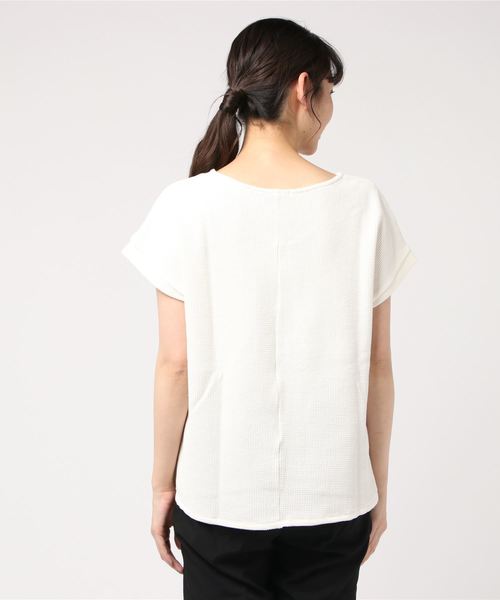 STYLEDOOR（スタイルドア）の「ワッフルVネックプルオーバー（Tシャツ/カットソー・レディース・ブラック/カーキ/オフホワイト・FREE）」の12枚目の写真