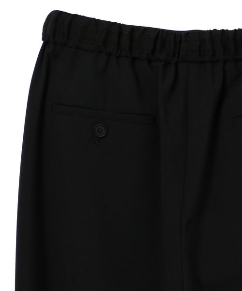 SHIPS(シップス)の「PrimaryNavyLabel:ドローストリングテーパードパンツ(その他パンツ・レディース・ブラック/ダークグレー・38/36)」の6枚目の写真