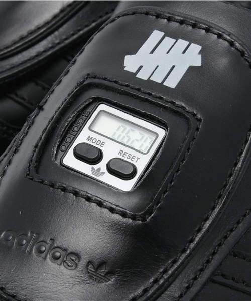 adidas CONSORTIUM（アディダスコンソーシアム）の「世界店舗限定 アディダス ネイバー アンディフィーテッド adidas Consortium MICROPACER UNDFTDXNBHD（スニーカー・レディース・ブラック・24cm/23cm/23.5cm）」の6枚目の写真