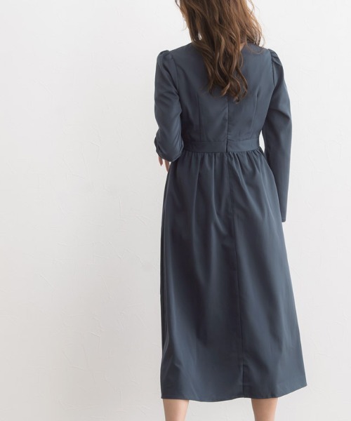 Pierrot(ピエロ)の「カシュクールワンピース(ワンピース・レディース・チャコール/ベージュ/ネイビー・M/L)」の15枚目の写真