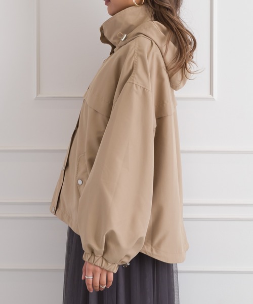 SpRay（スプレイ）の「ピーチボリュームスリ－ブマウンテンパーカー（マウンテンパーカー・レディース・グレイッシュベージュ/ライトカーキ/ベージュ/モカ/ブラック・FREE）」の20枚目の写真