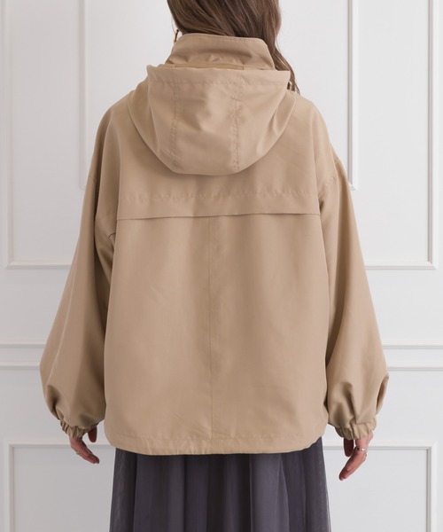 SpRay（スプレイ）の「ピーチボリュームスリ－ブマウンテンパーカー（マウンテンパーカー・レディース・グレイッシュベージュ/ライトカーキ/ベージュ/モカ/ブラック・FREE）」の21枚目の写真