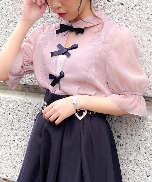 ROJITA(ロジータ)の「フロントスリットリボンシアーブラウス(シャツ/ブラウス・レディース・ブラック/ベージュ/ピンク・FREE)」の15枚目の写真