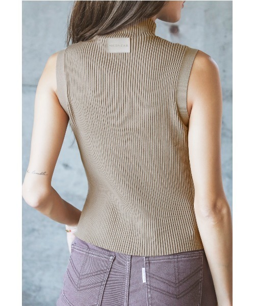 ALEXIA STAM（アリシアスタン）の「【JJ 2月号掲載】Rib Knit Sleeveless High Neck Top/リブニットスリーブレスハイネックトップ（ニット/セーター・レディース・アイボリー/ブラック/モカ・FREE）」の15枚目の写真