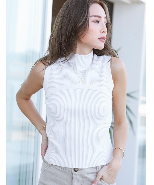 ALEXIA STAM（アリシアスタン）の「【JJ 2月号掲載】Rib Knit Sleeveless High Neck Top/リブニットスリーブレスハイネックトップ（ニット/セーター・レディース・アイボリー/ブラック/モカ・FREE）」の4枚目の写真