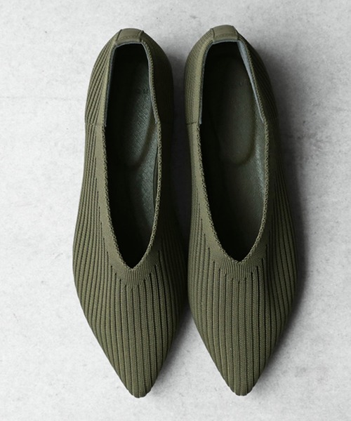 antiqua(アンティカ)の「Vカットニットパンプス(パンプス・レディース・ブラック/カーキ・LL/S/M/L)」の7枚目の写真