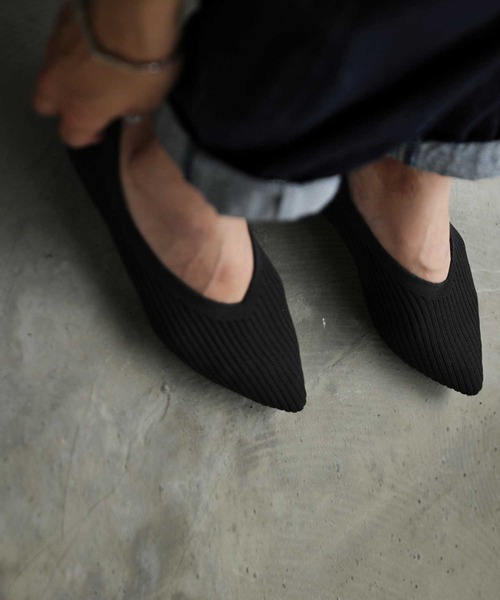 antiqua(アンティカ)の「Vカットニットパンプス(パンプス・レディース・ブラック/カーキ・LL/S/M/L)」の14枚目の写真