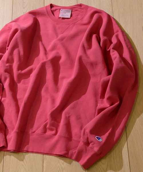 Champion（チャンピオン）の「【22】〔Champion/チャンピオン〕10oz ガーメントダイ クルーネックスウェットシャツ（スウェット・メンズ・ブラック/グレー/グリーン/ブルー/ネイビー/レッド/その他・MEDIUM/LARGE）」の6枚目の写真