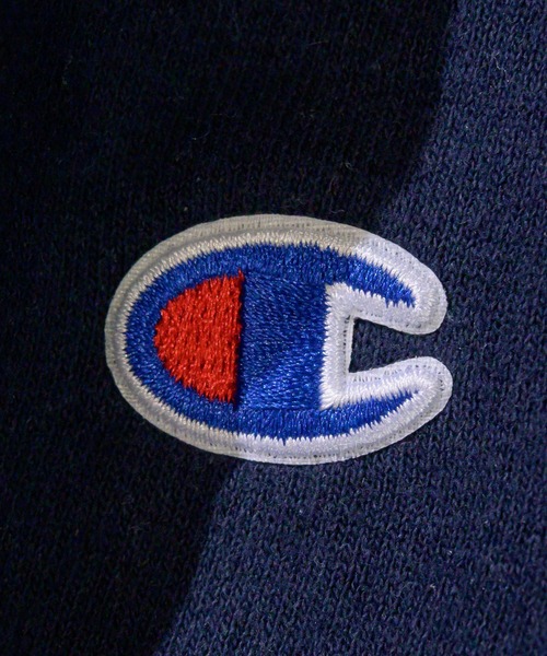 Champion（チャンピオン）の「【22】〔Champion/チャンピオン〕10oz ガーメントダイ クルーネックスウェットシャツ（スウェット・メンズ・ブラック/グレー/グリーン/ブルー/ネイビー/レッド/その他・MEDIUM/LARGE）」の10枚目の写真