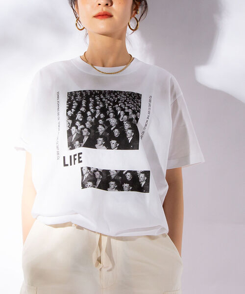 NOLLEY’S（ノーリーズ）の「【WEB限定カラーあり】LIFEプリントT（Tシャツ/カットソー・レディース・ブラック系その他3/ブラック系その他4/ブラック系その他5/ブルー系その他3・FREE）」の2枚目の写真