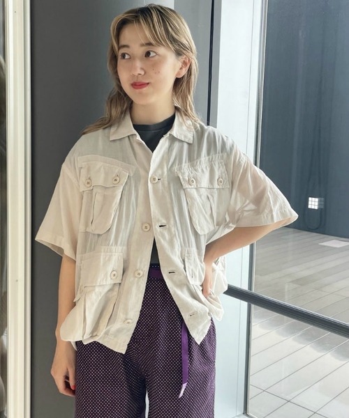 BEAMS BOY（ビームスボーイ）の「BEAMS BOY / ジャングル ファティーグ ショートスリーブ シャツ（シャツ/ブラウス・レディース・ベージュ/オリーブ・ONE SIZE）」の2枚目の写真