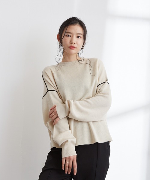 Wefst(ウェスト)の「【Wefst】ジャガード編み配色パイピングカットソー(Tシャツ/カットソー・レディース・ホワイト/ブラック/ブルー/グリーン系その他/ライトベージュ・FREE)」の6枚目の写真