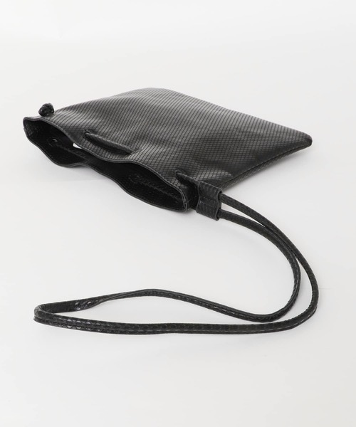 RODE SKO(ロデスコ)の「ALONDRA かたほうキンチャク(ハンドバッグ・レディース・ブラック/シルバー/アニマル・ONE)」の10枚目の写真