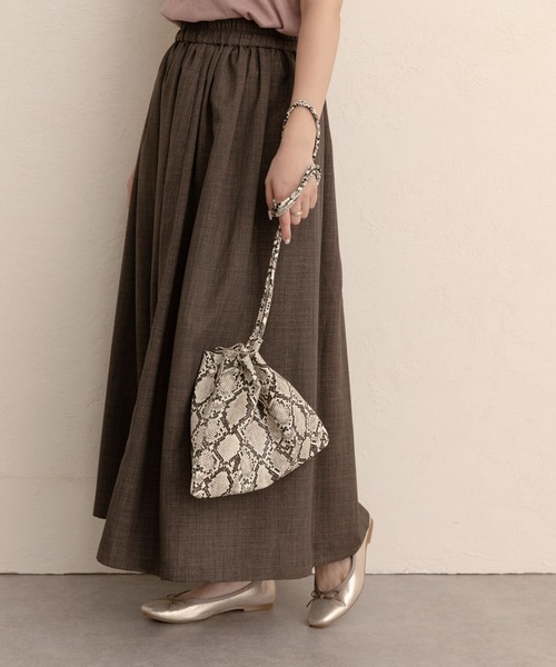 RODE SKO(ロデスコ)の「ALONDRA かたほうキンチャク(ハンドバッグ・レディース・ブラック/シルバー/アニマル・ONE)」の13枚目の写真