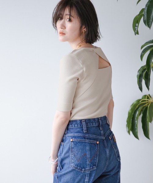 A part by(アパートバイ)の「14Gセナカアキニット5分袖 944267(ニット/セーター・レディース・ブラック/アイボリー/グリーン系その他6/ブルー系その他4・MEDIUM/LARGE)」の8枚目の写真