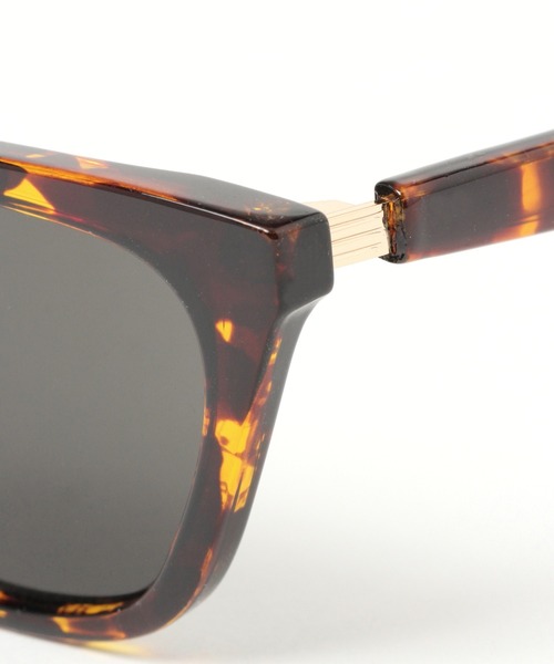 ALAND(エーランド)の「3.3Field Trip/62186 S GLASSES 2945781(サングラス・レディース・ブラウン/ダークグレー・FREE)」の10枚目の写真