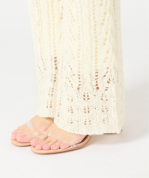 U by SPICK&SPAN（ユーバイスピックアンドスパン）の「クロシェニットサロペット◆（サロペット/オーバーオール・レディース・アイボリー・38/36）」の7枚目の写真