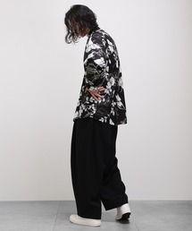 minsobi（ミンソビ）の「フラワー柄プリントロングシャツ（シャツ