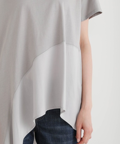 Bou Jeloud(ブージュルード)の「【コットン100】スムースコットンアシメ切り替えTOPS(Tシャツ/カットソー・レディース・ブラック/グレー/オフホワイト/A・FREE)」の5枚目の写真