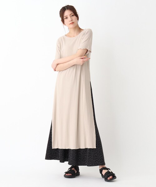 BASECONTROL(ベースコントロール)の「◆【WEB限定】配色メロウカット スリットワンピース(ワンピース・レディース・ダークグレー/アイボリー/ブラック・99)」の3枚目の写真