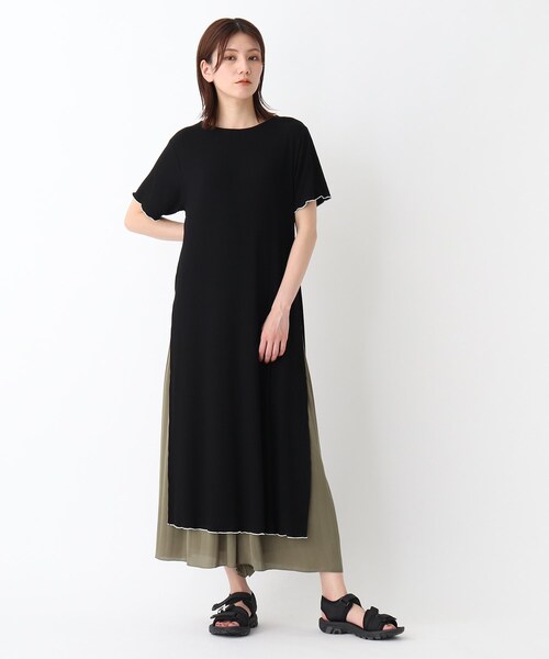 BASECONTROL(ベースコントロール)の「◆【WEB限定】配色メロウカット スリットワンピース(ワンピース・レディース・ダークグレー/アイボリー/ブラック・99)」の2枚目の写真