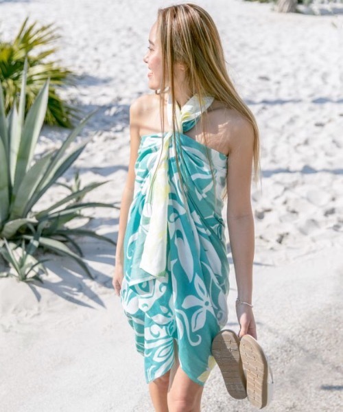 Kahiko（カヒコ）の「【Kahiko】ラニプルメビーチパレオ（ストール/ショール・レディース・ピンク/ブルー/ミント・FREE）」の2枚目の写真