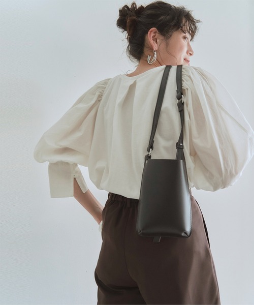 titivate（ティティベイト）の「ｽﾏﾎｼｮﾙﾀﾞｰﾊﾞｯｸﾞ（ショルダーバッグ・レディース・ホワイト/ブラック/ブラウン/ブルー・FREE）」の8枚目の写真